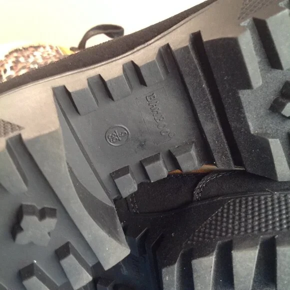 EUC Bamboo Powerful Leopard Print Combat Platform Boots 9 - Picture 8 of 9